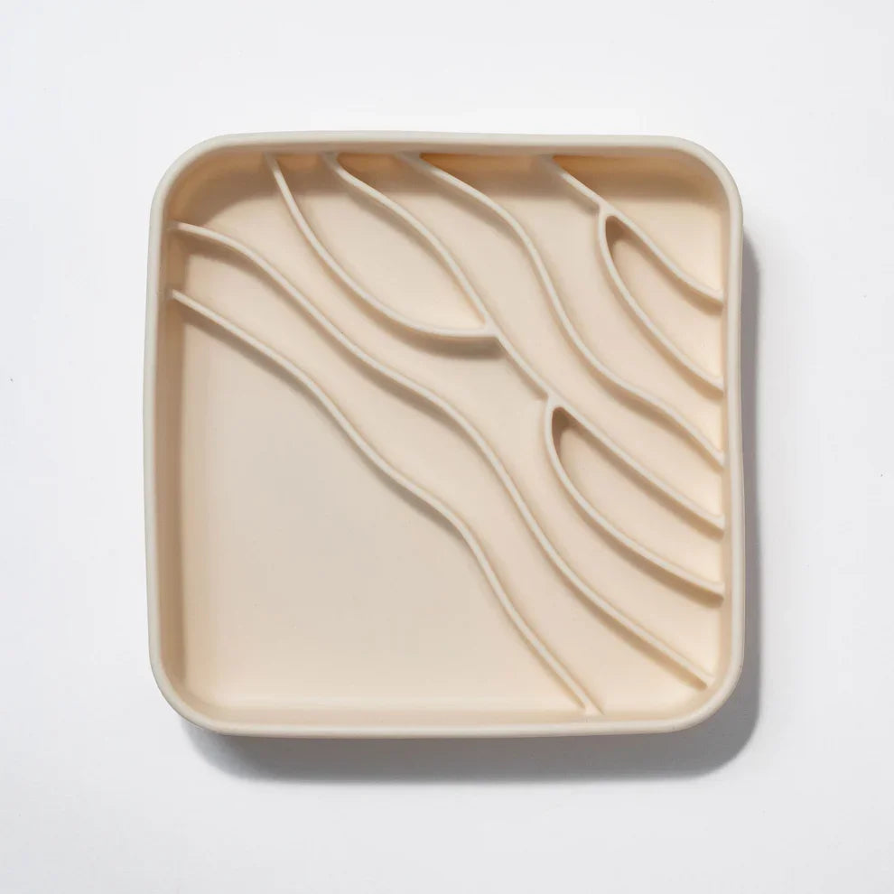 Dogged | Beach Slow Feeder 🌊 - View 2