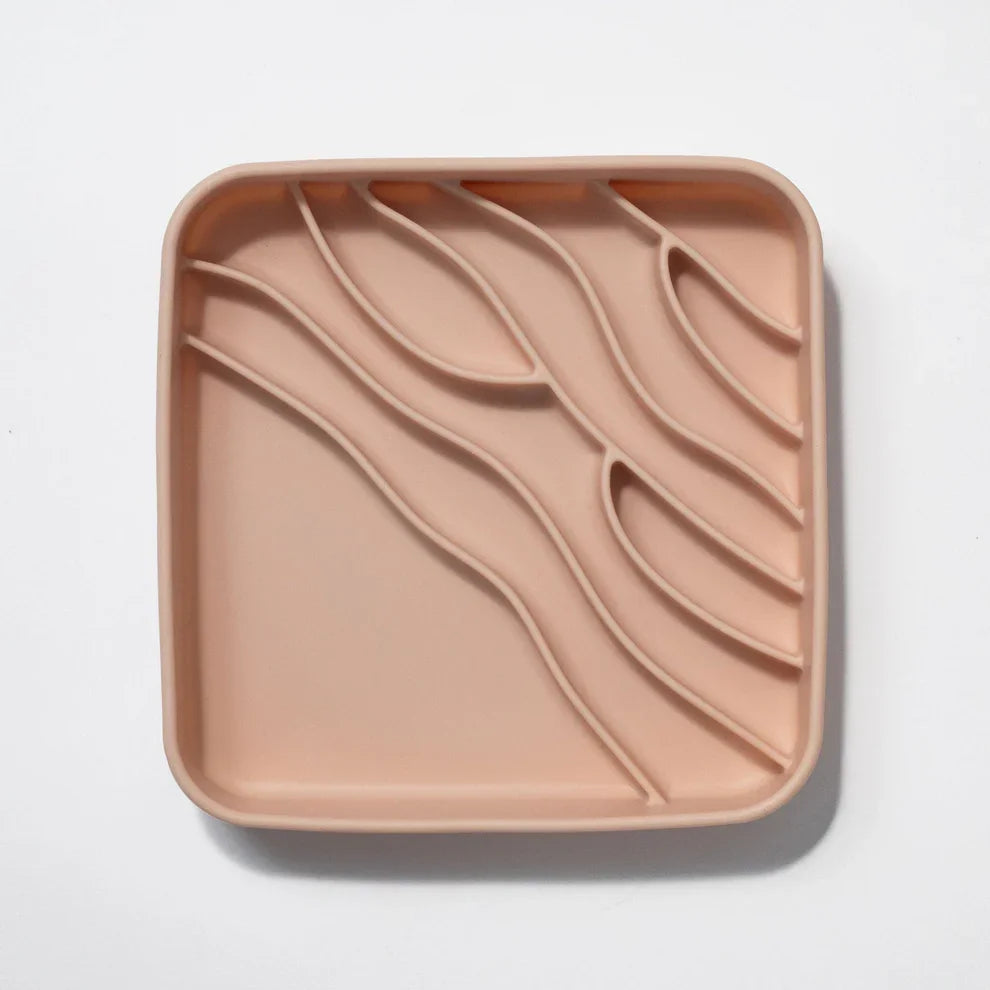 Dogged | Beach Slow Feeder 🌊 - View 6