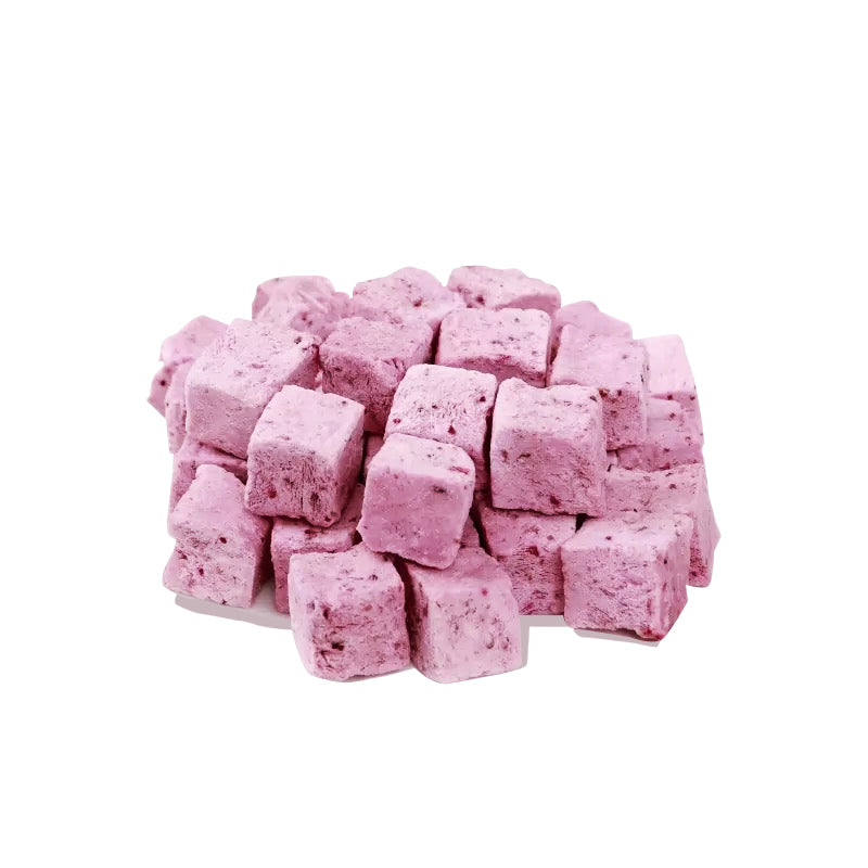 Freeze dried blueberry yoghurt cubes for dogs made with real yoghurt and blueberry, perfect for Barkfast and enrichment.
