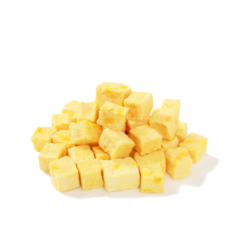 Freeze dried peach yoghurt cubes for dogs made with real yoghurt and peach, perfect for Barkfast and enrichment.