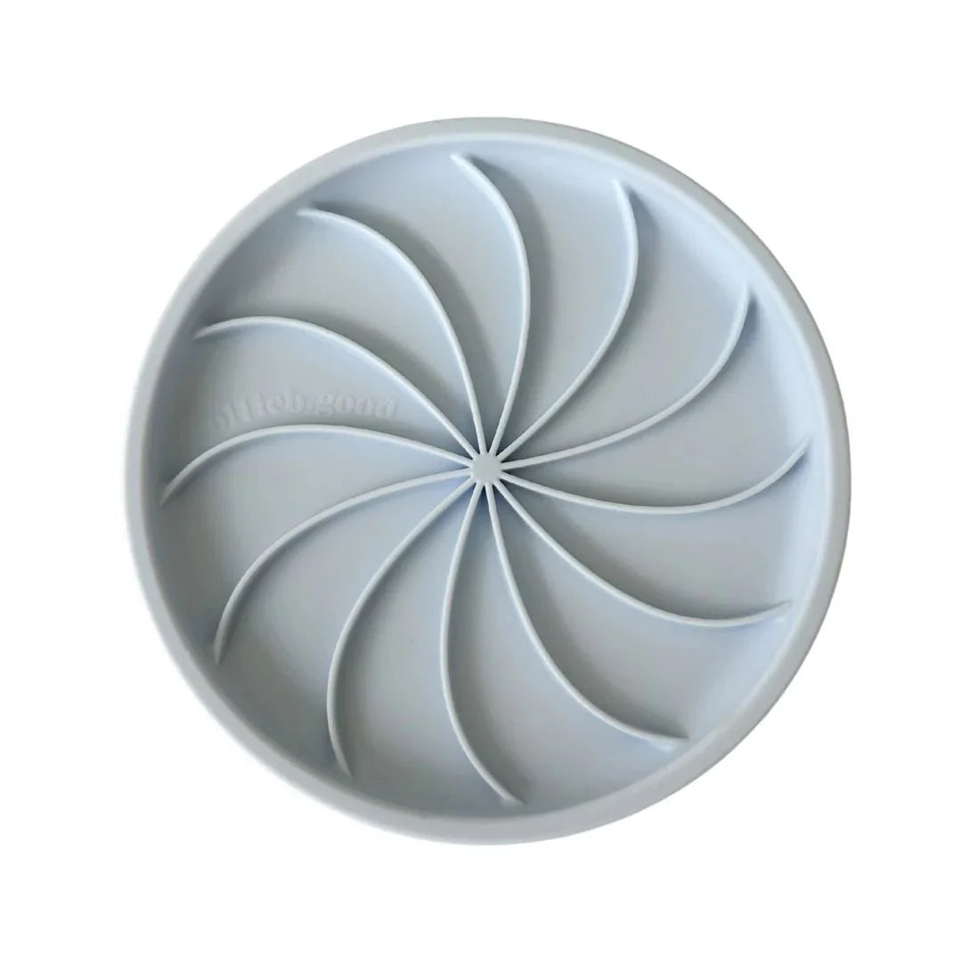 Ollie B Good | Wheelie Lick Mat & Lid - View 2