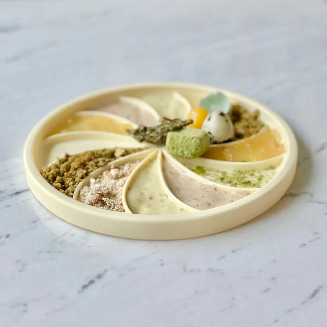 Ollie B Good | Wheelie Lick Mat & Lid - View 4