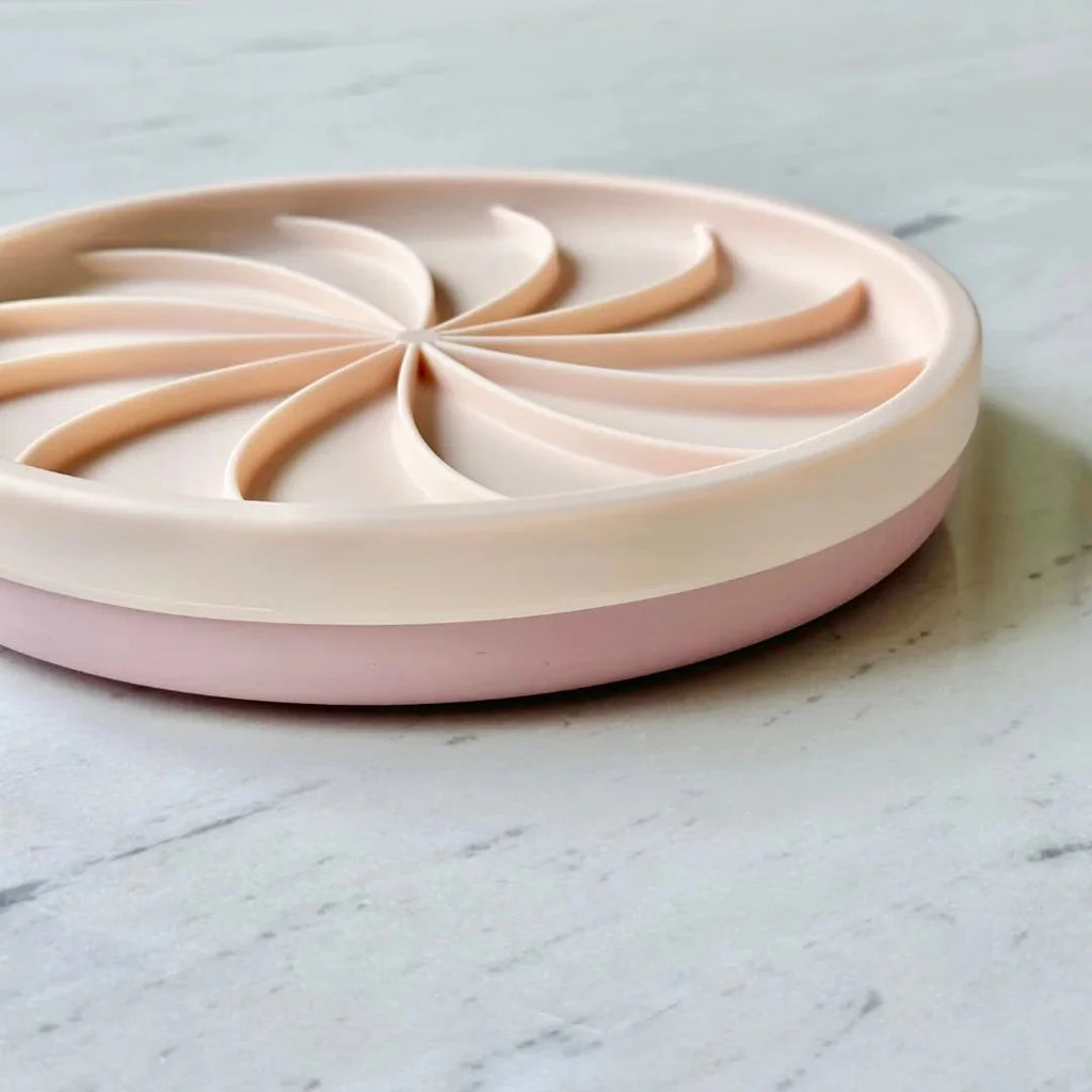 Ollie B Good | Wheelie Lick Mat & Lid - View 7