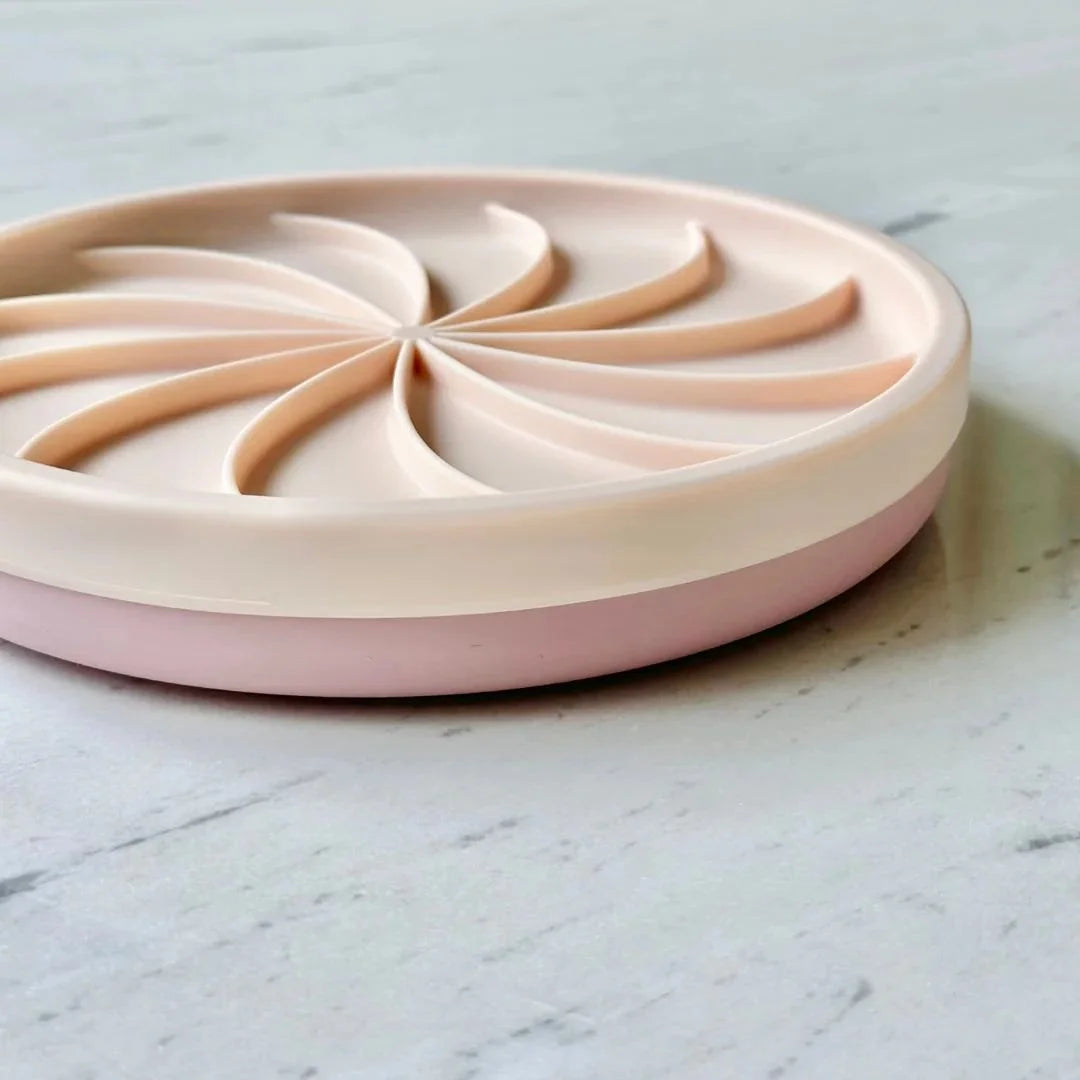 Ollie B Good | Wheelie Lick Mat & Lid - View 7